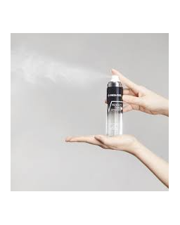 Peptide facial mist has a noticeable lifting effect