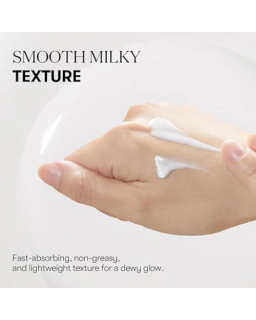 Achieve a radiant glow with this powerful firming essence packed with 100,000ppm of low-molecular ginseng-derived PDRN.