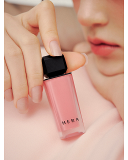 This soft matte lip makes Your lips look and feel gorgeous with a velvety smooth texture.