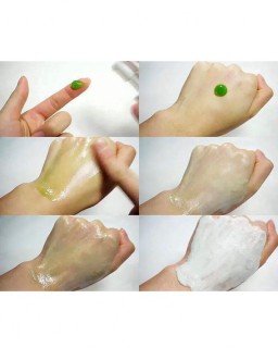 This mild cleanser gently yet effectively removes all traces of makeup and impurities