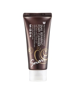 Creamy daily facial cleanser with a gentle skin rejuvenating formula.